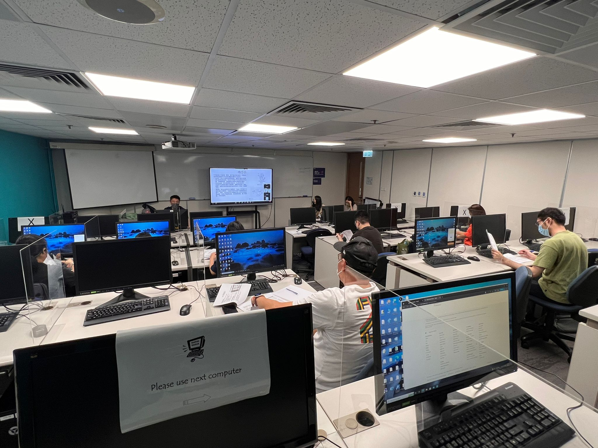 Read more about the article MultimediaFi collaborates with HKPC’s Metaverse Course is a great success